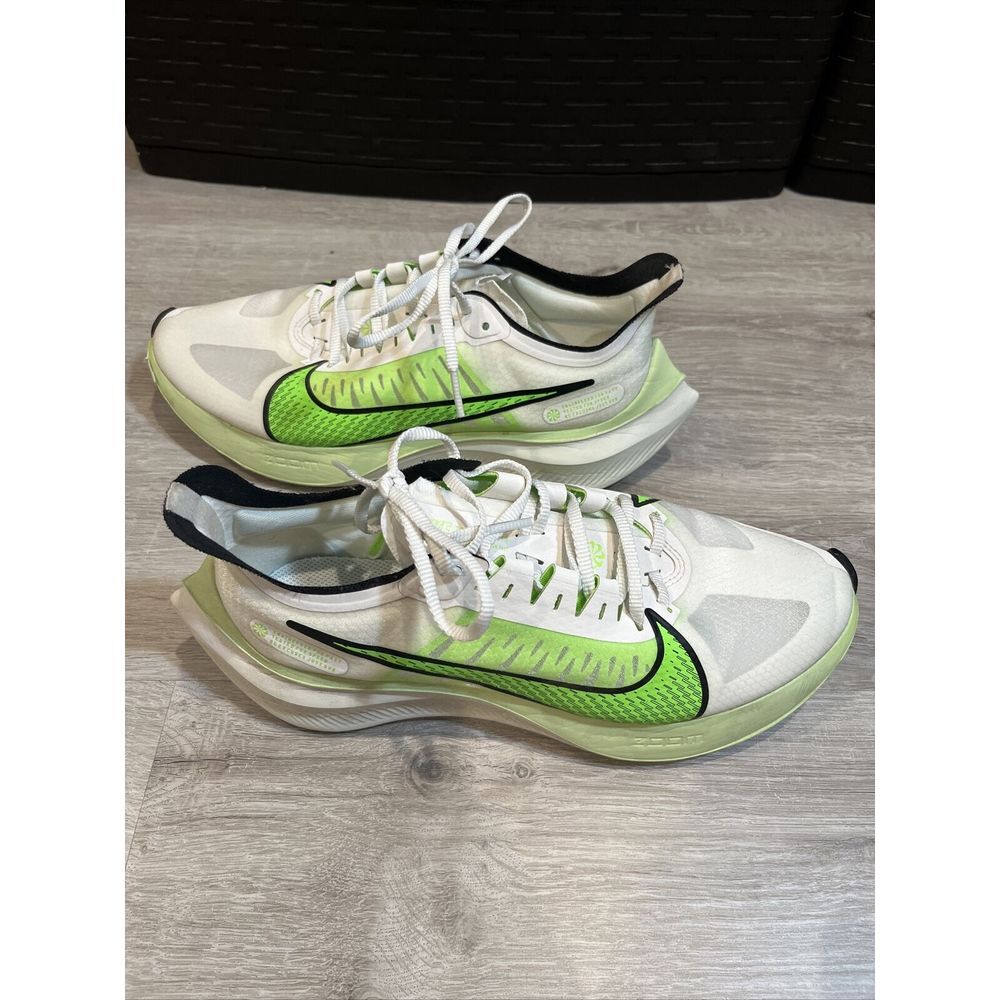 Nike Zoom Gravity Running‎ Shoes, White/Electric, Womens 10 M